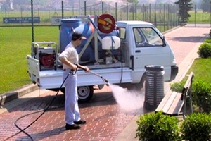 Vysokotlakové čistenie - Piaggio Maxxi